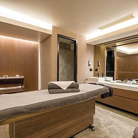 King Minos Retreat & 5*