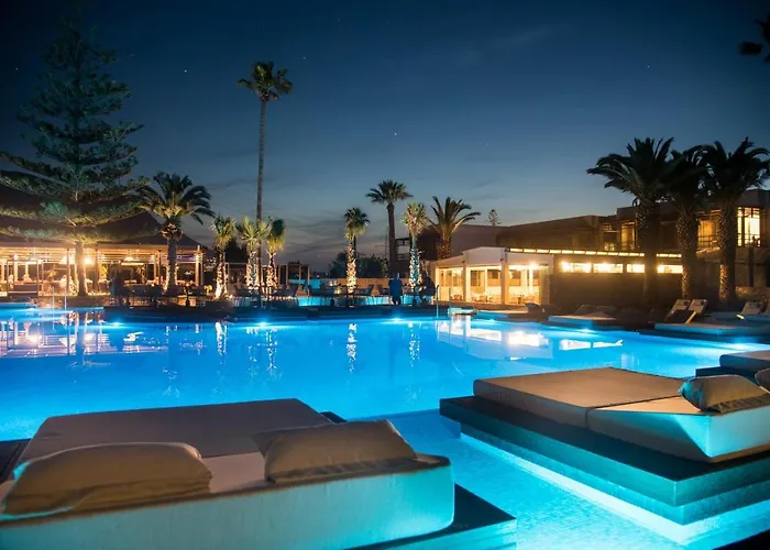 Hotel King Minos Retreat &