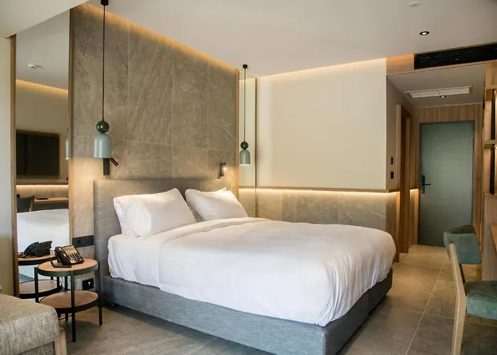 King Minos Retreat & Hersonissos (Crete)