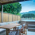 Hotel King Minos Retreat &