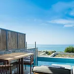 King Minos Retreat &
