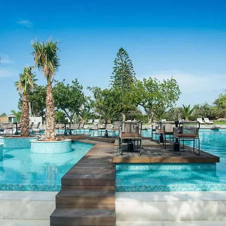 King Minos Retreat & فندق
