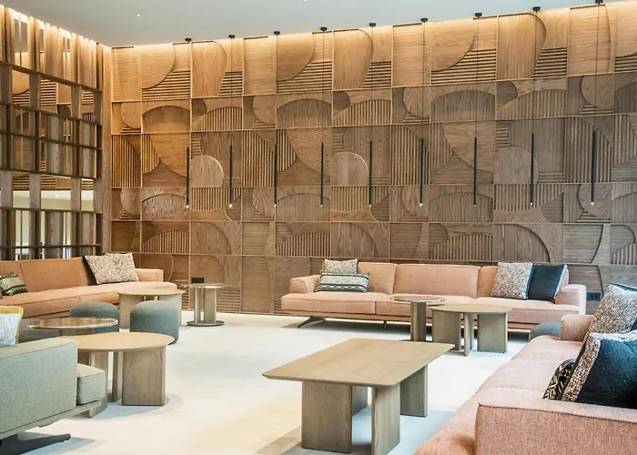 King Minos Retreat &