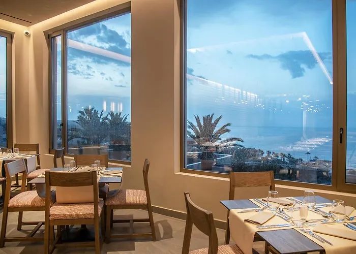 Hotell King Minos Retreat &